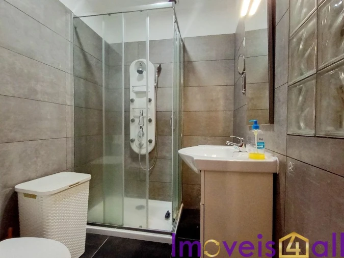 Apartamento T1 para Venda em Queluz e Belas Foto 21
