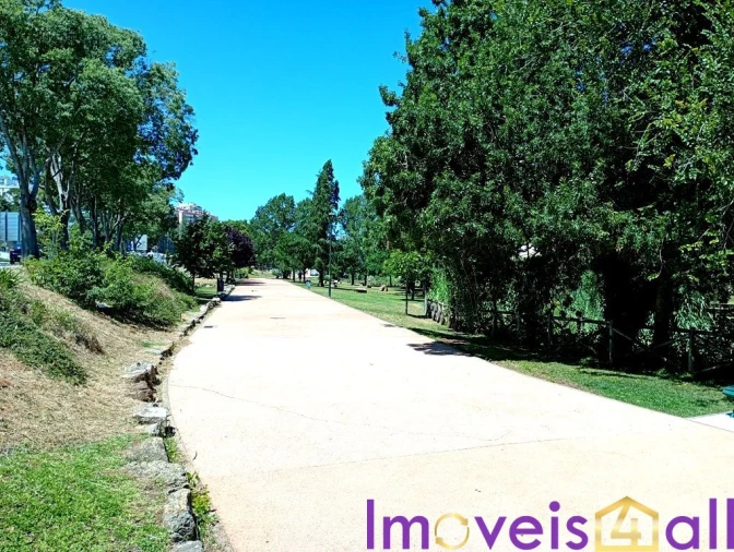Apartamento T1 para Venda em Queluz e Belas Foto 29