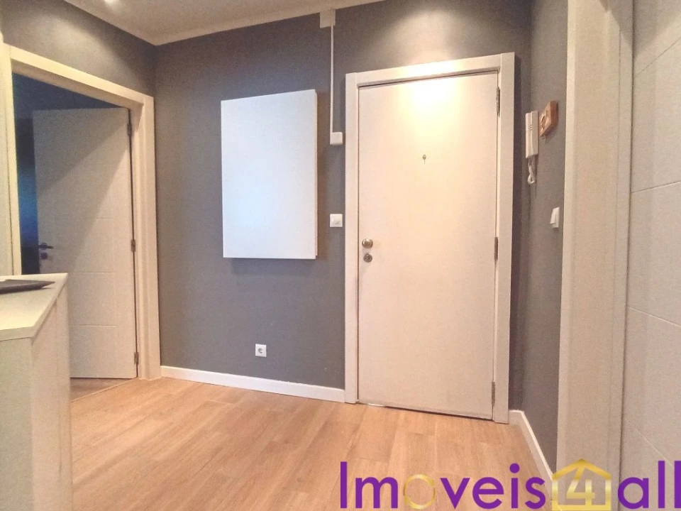 Apartamento T1 para Venda em Queluz e Belas Foto 6