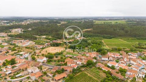 Moradia T4 para Venda em Tamengos, Aguim e Óis do Bairro