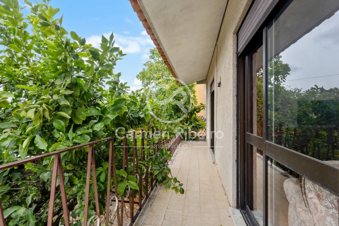 Moradia T4 para Venda em Tamengos, Aguim e Óis do Bairro Foto 23