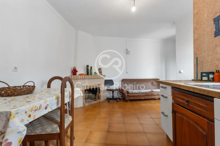Moradia T4 para Venda em Tamengos, Aguim e Óis do Bairro Foto 18