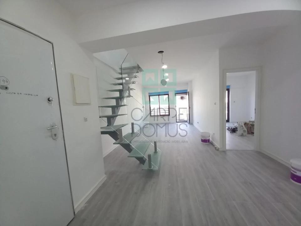 Apartamento T3 para Venda em Costa da Caparica Foto 9