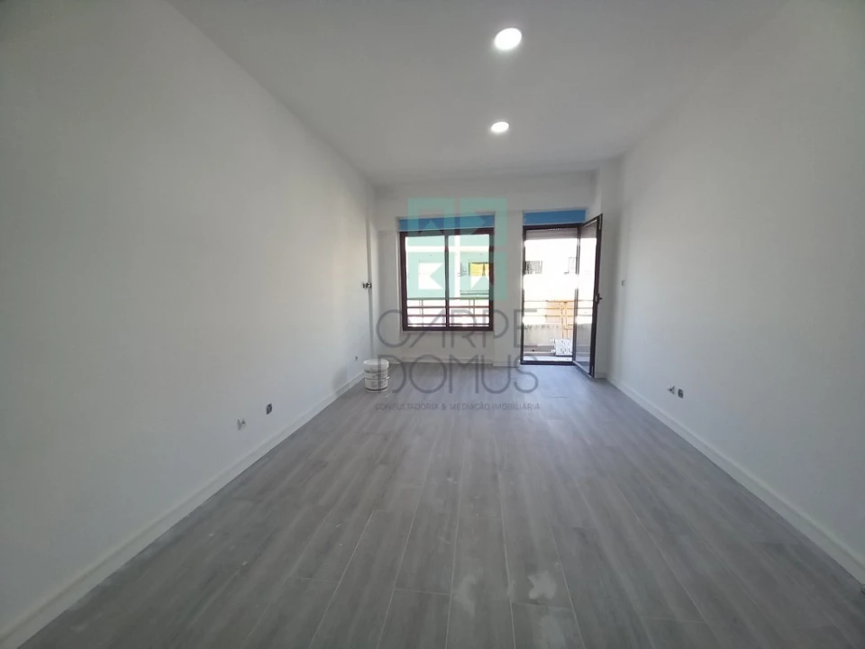 Apartamento T3 para Venda em Costa da Caparica Foto 10