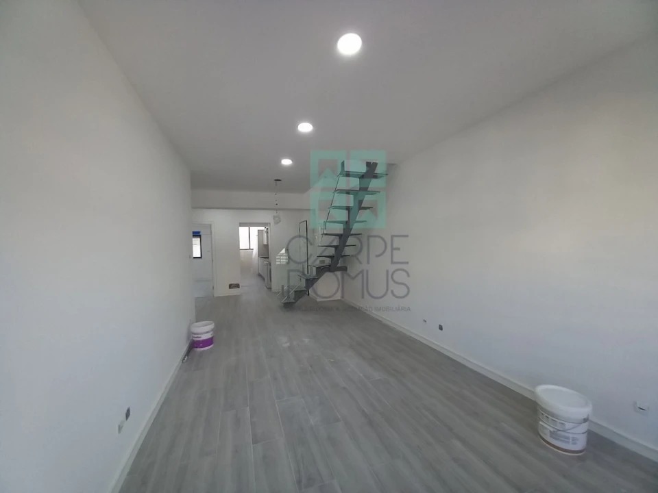 Apartamento T3 para Venda em Costa da Caparica Foto 11