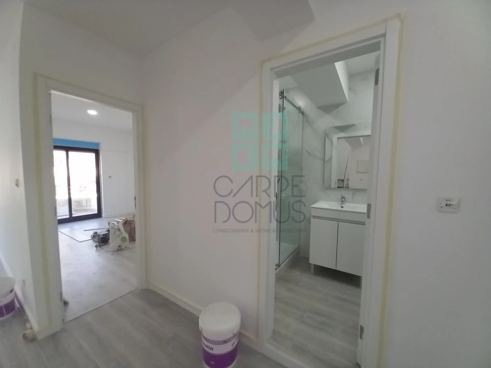 Apartamento T3 para Venda em Costa da Caparica Foto 16