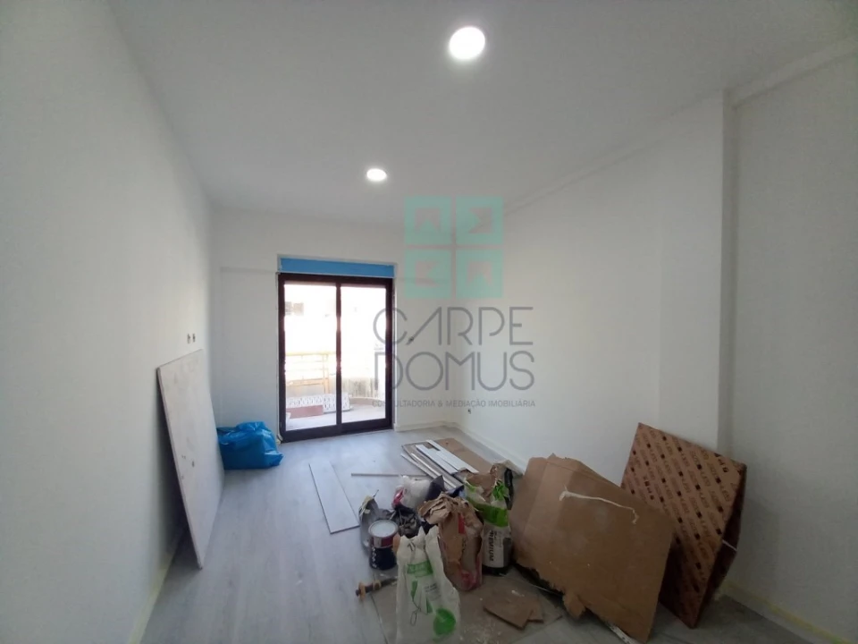 Apartamento T3 para Venda em Costa da Caparica Foto 17