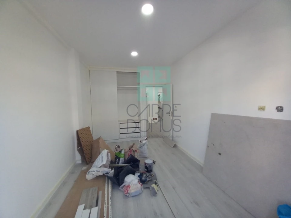 Apartamento T3 para Venda em Costa da Caparica Foto 18