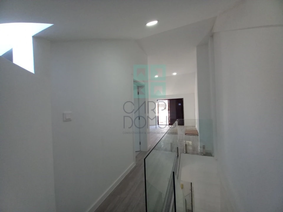Apartamento T3 para Venda em Costa da Caparica Foto 28