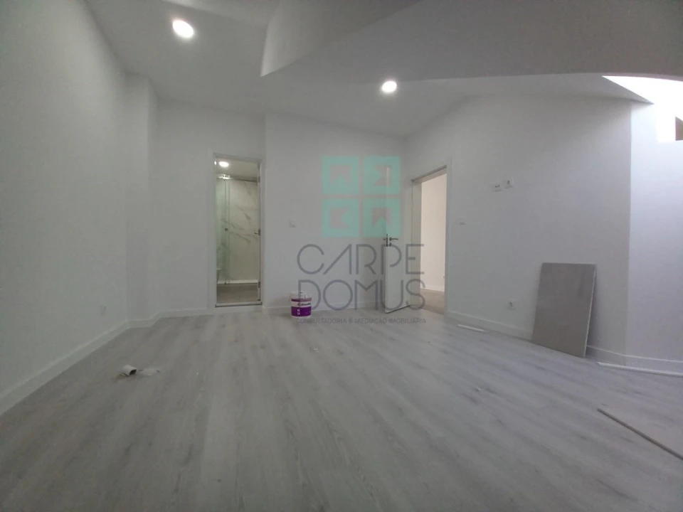 Apartamento T3 para Venda em Costa da Caparica Foto 31
