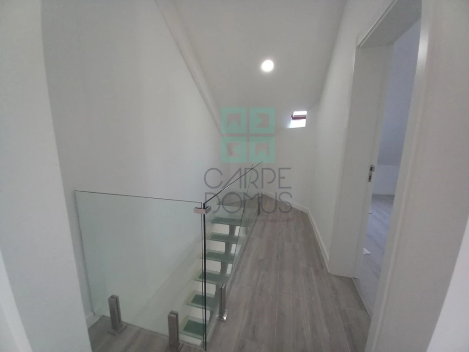 Apartamento T3 para Venda em Costa da Caparica Foto 42
