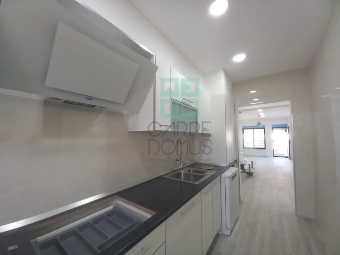 Apartamento T3 para Venda em Costa da Caparica Foto 4