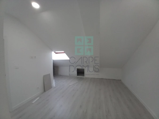 Apartamento T3 para Venda em Costa da Caparica Foto 35