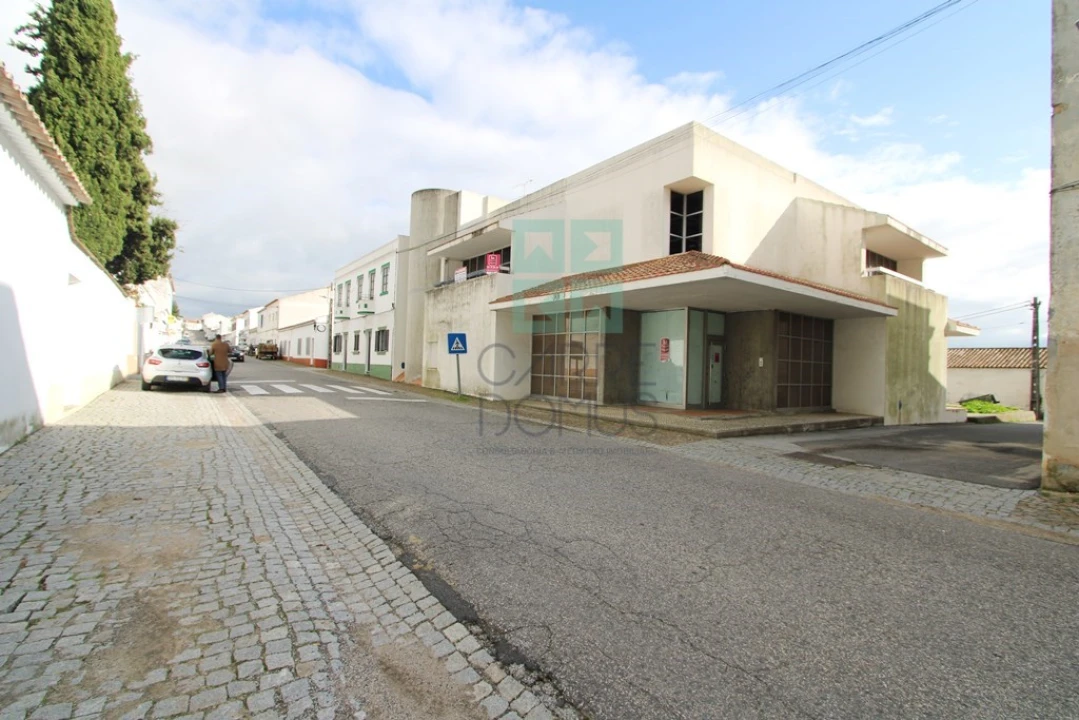 Prédio para Venda em Alcaçovas Foto 5