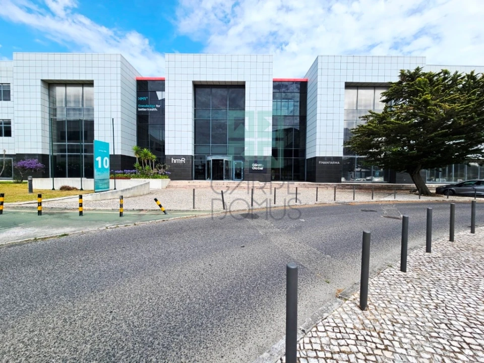 Escritório para Arrendamento em Santa Maria e São Miguel, São Martinho, São Pedro Penaferrim Foto 65