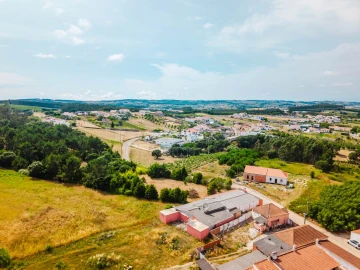 Terreno para Venda em Bombarral e Vale Covo
