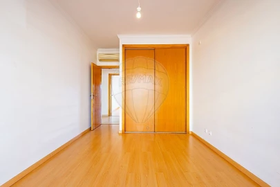 Apartamento T2 para Venda em Cartaxo e Vale da Pinta