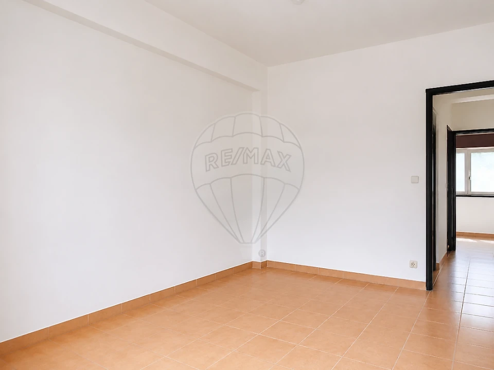 Apartamento T3 para Venda em Vila Franca de Xira Foto 10