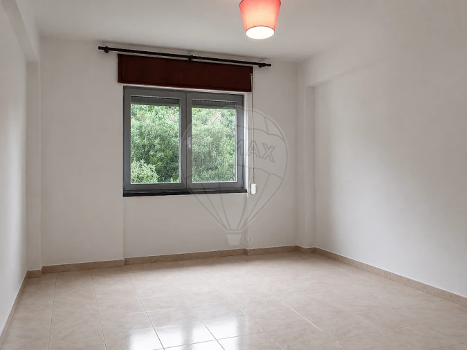 Apartamento T3 para Venda em Vila Franca de Xira Foto 2