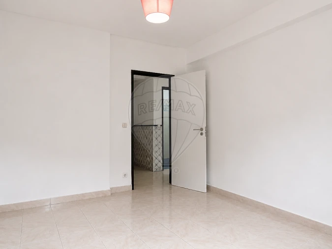 Apartamento T3 para Venda em Vila Franca de Xira Foto 5