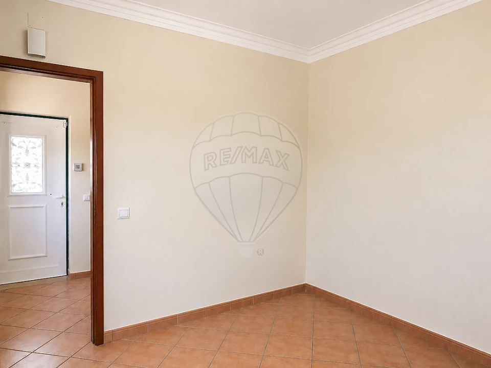 Moradia T3 para Venda em Marinha das Ondas Foto 19
