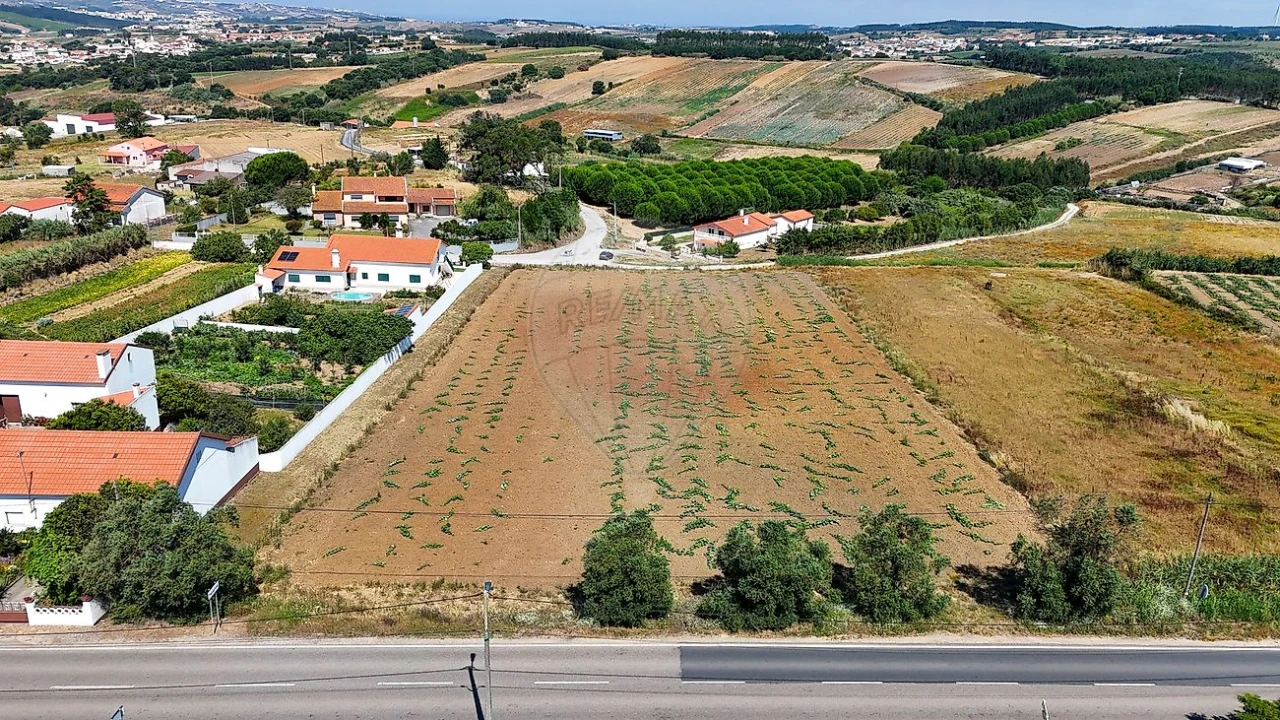 Terreno para Venda em Miragaia e Marteleira Foto 4