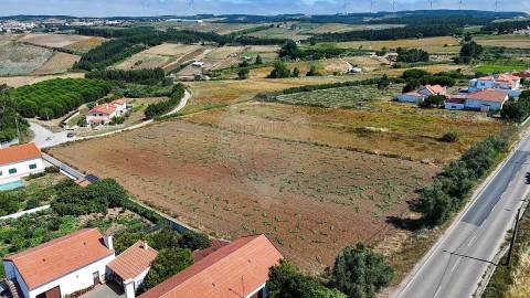 Terreno para Venda em Miragaia e Marteleira