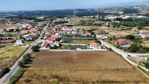 Terreno para Venda em Miragaia e Marteleira