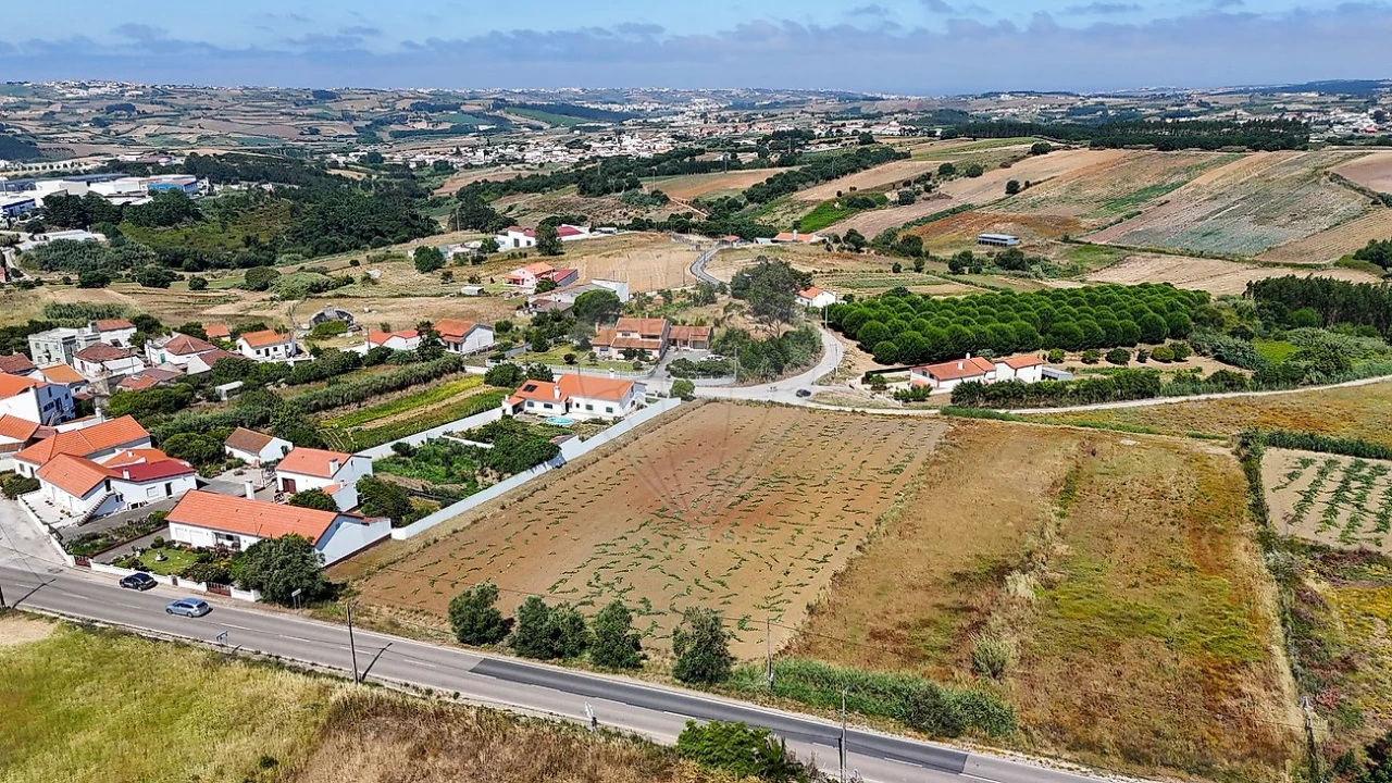 Terreno para Venda em Miragaia e Marteleira Foto 2