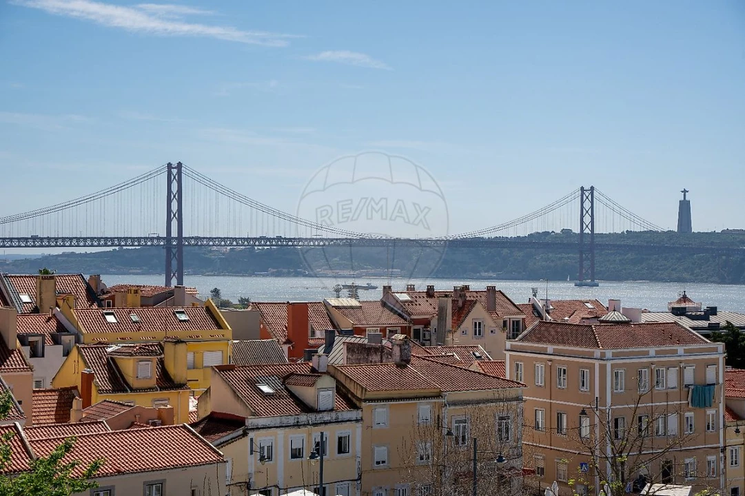Apartamento T2 para Arrendamento em Ajuda Foto 30