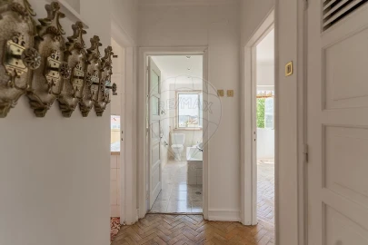 Apartamento T2 para Arrendamento em Ajuda