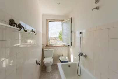 Apartamento T2 para Arrendamento em Ajuda