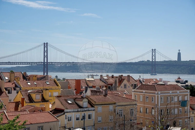 Apartamento T2 para Arrendamento em Ajuda Foto 30