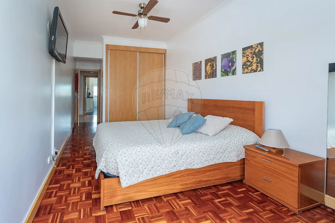 Apartamento T3 para Venda em Loures Foto 16