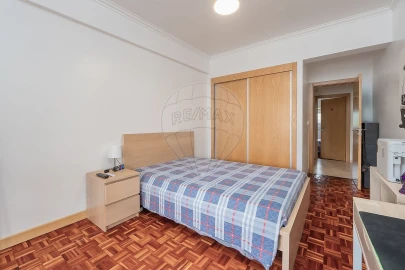 Apartamento T3 para Venda em Loures