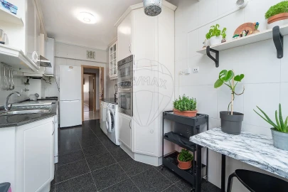 Apartamento T3 para Venda em Loures