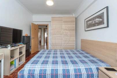 Apartamento T3 para Venda em Loures