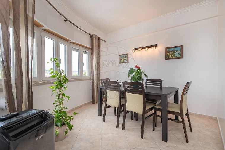 Apartamento T3 para Venda em Loures Foto 10