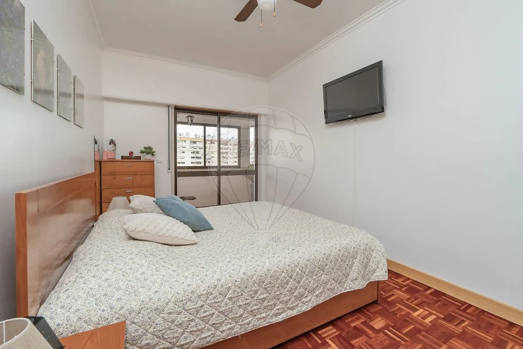 Apartamento T3 para Venda em Loures Foto 17