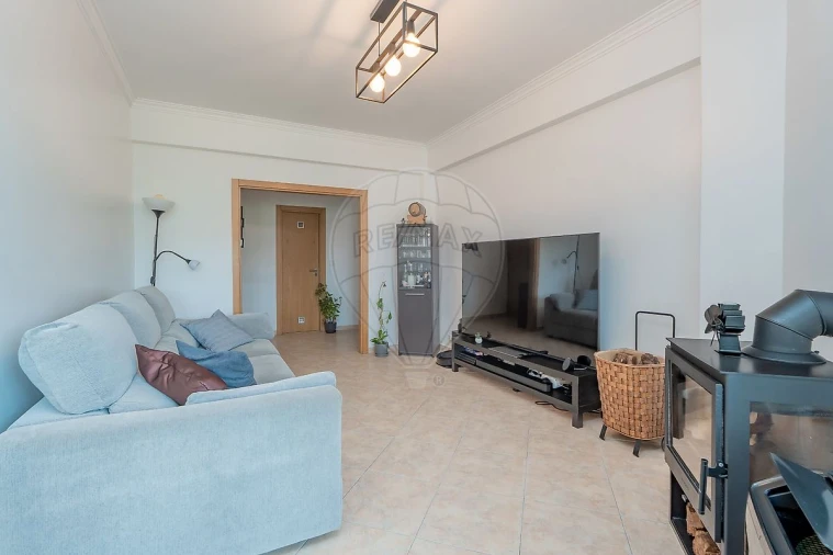 Apartamento T3 para Venda em Loures Foto 9