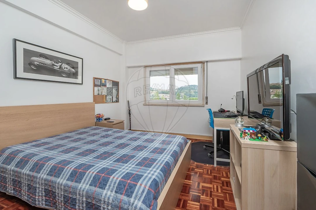 Apartamento T3 para Venda em Loures Foto 19