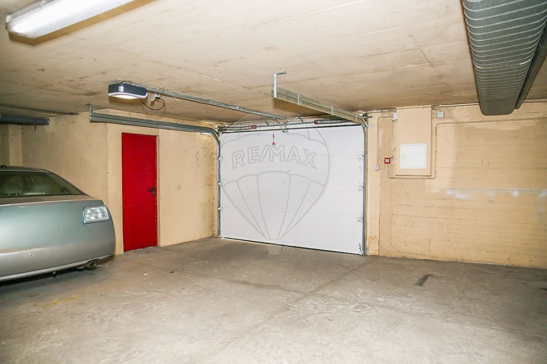 Apartamento T2 para Venda em Carregado e Cadafais Foto 35