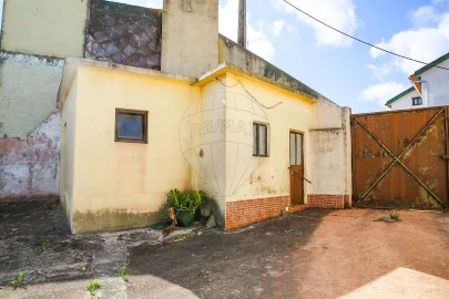 Moradia T4 para Venda em Cadaval e Pêro Moniz