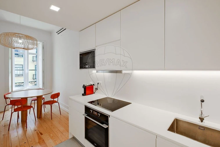 Apartamento T3 para Venda em Arroios Foto 6