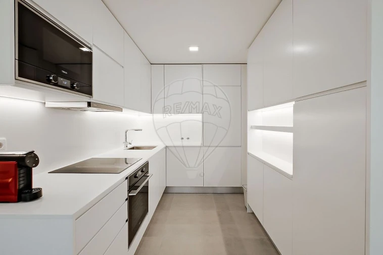 Apartamento T3 para Venda em Arroios Foto 8