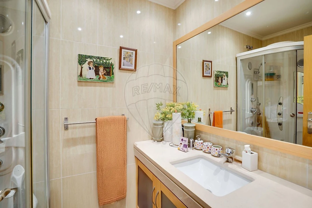 Apartamento T2 para Venda em Alverca do Ribatejo e Sobralinho Foto 13