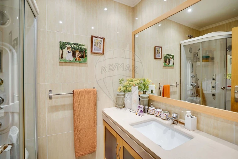 Apartamento T2 para Venda em Alverca do Ribatejo e Sobralinho Foto 13
