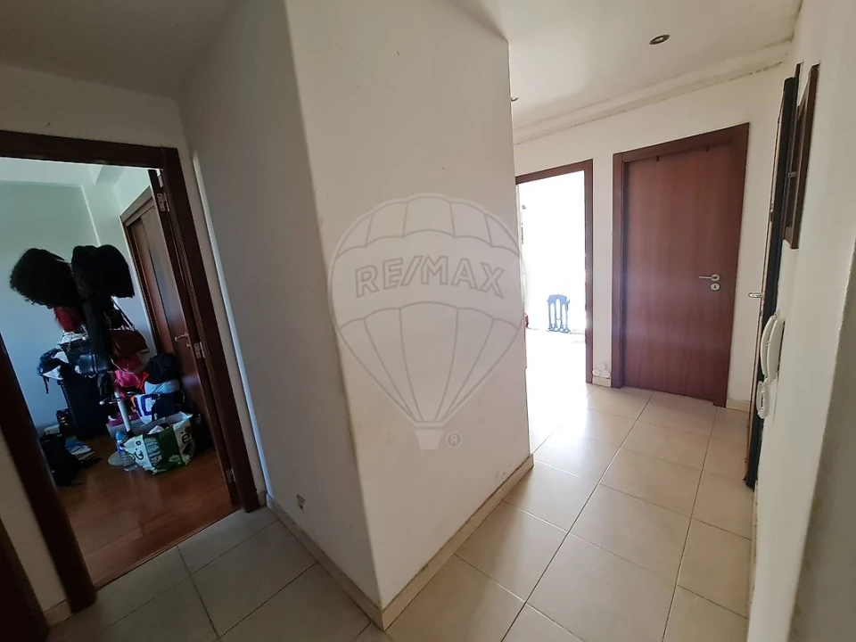 Apartamento T3 para Venda em Póvoa de Santa Iria e Forte da Casa Foto 12
