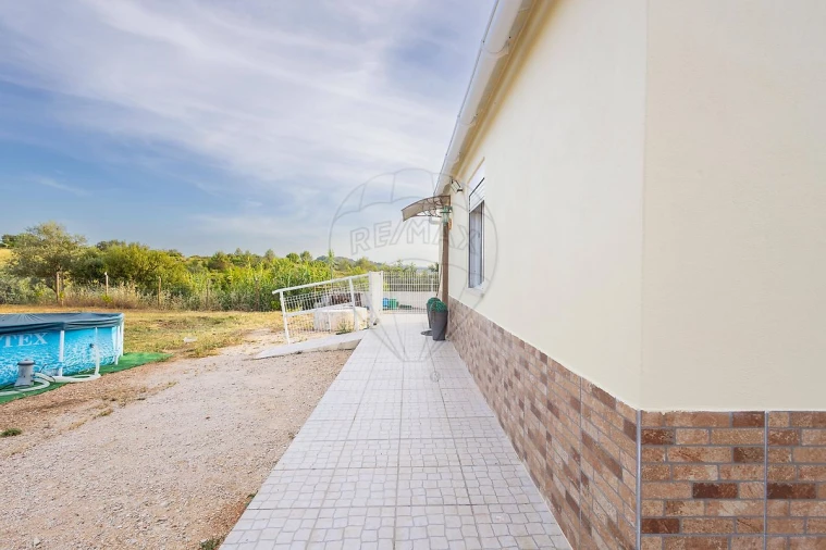 Moradia T2 para Venda em Abrigada e Cabanas de Torres Foto 25