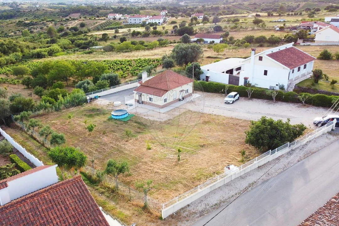 Moradia T2 para Venda em Abrigada e Cabanas de Torres Foto 35